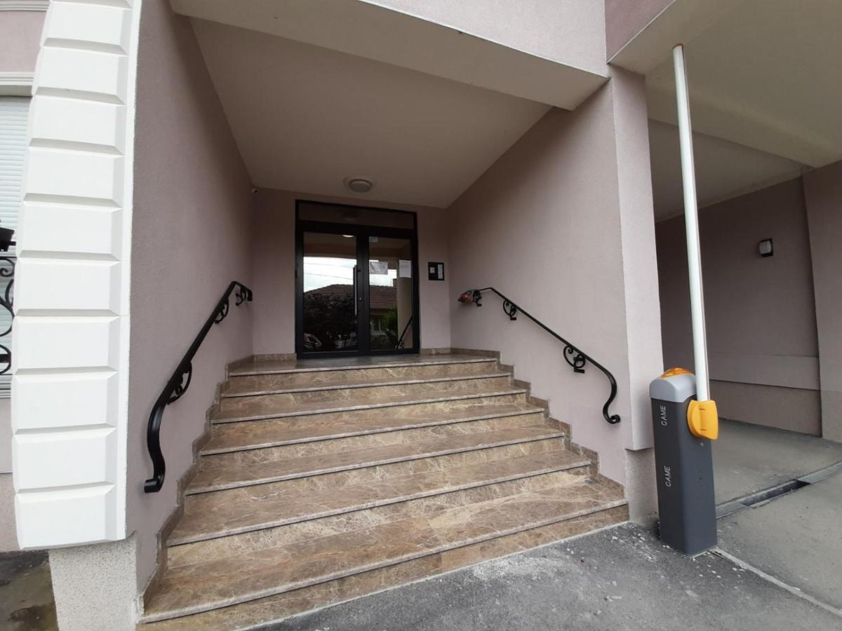 San Daire Čačak Dış mekan fotoğraf